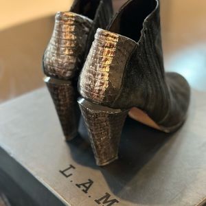 L.A.M.B. Black Suede Maze Ankle Boots Sz 9.5